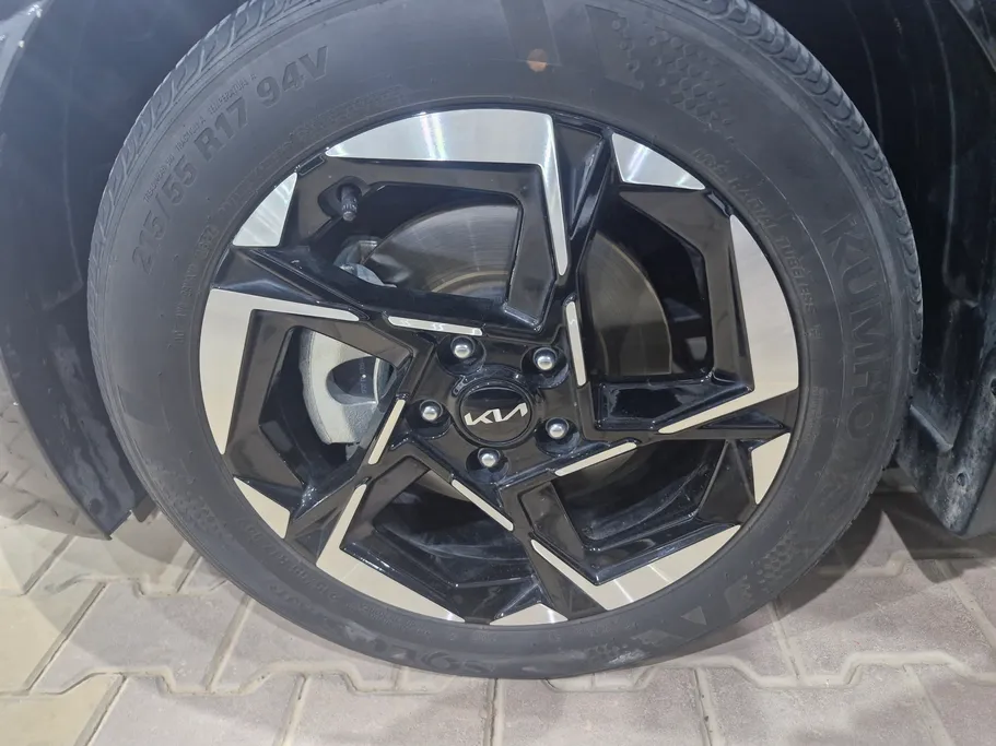 2024 Kia K5 EX 