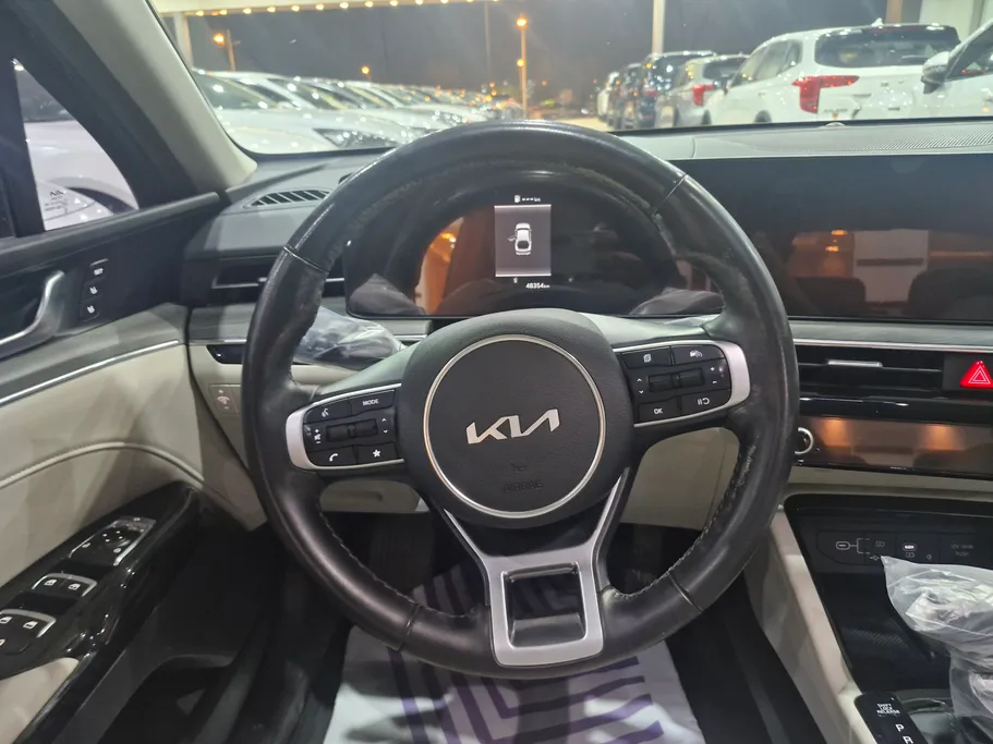 2024 Kia K5 EX 