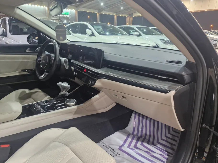 2024 Kia K5 EX 