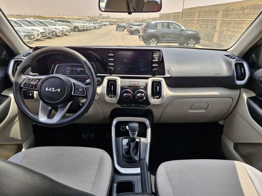2023 كيا SONET LX 