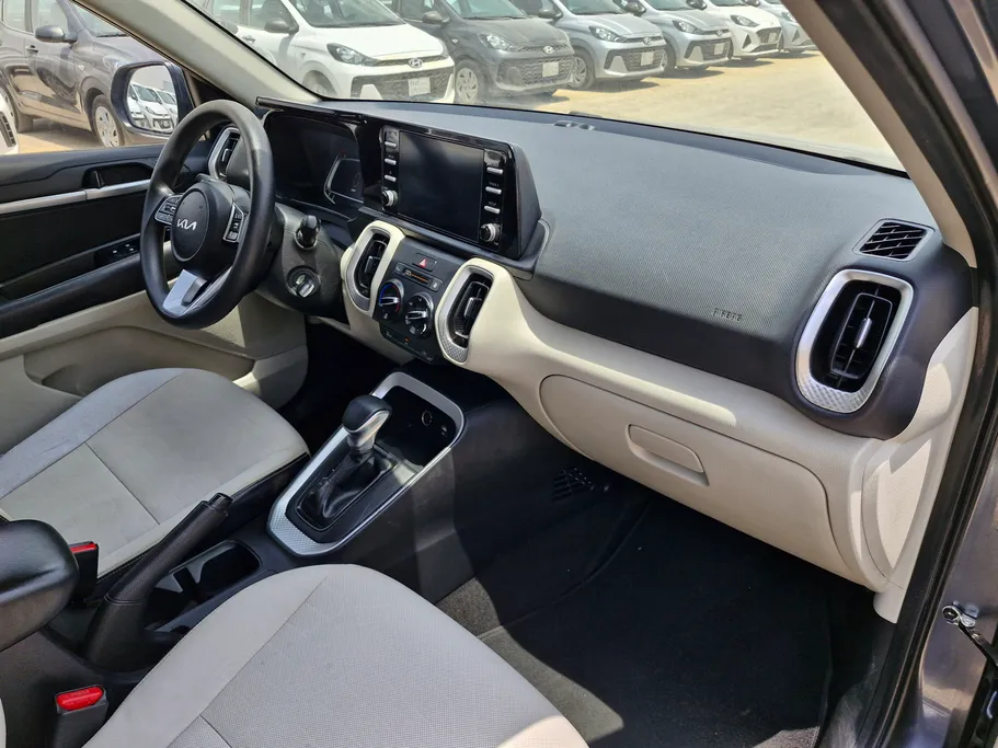 2023 كيا SONET LX 