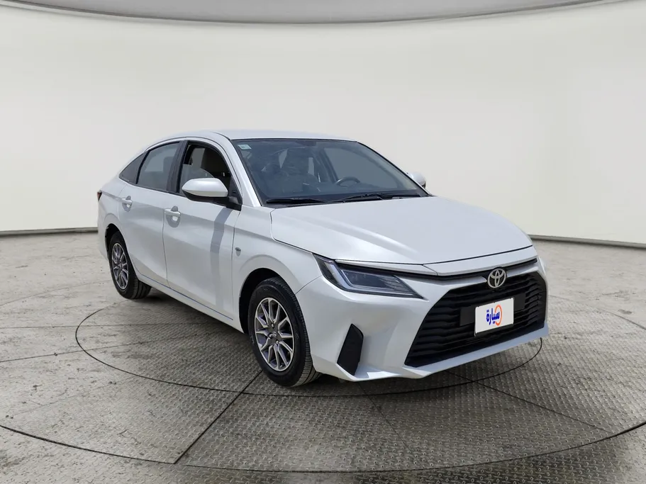 2023 Toyota Yaris  Y 