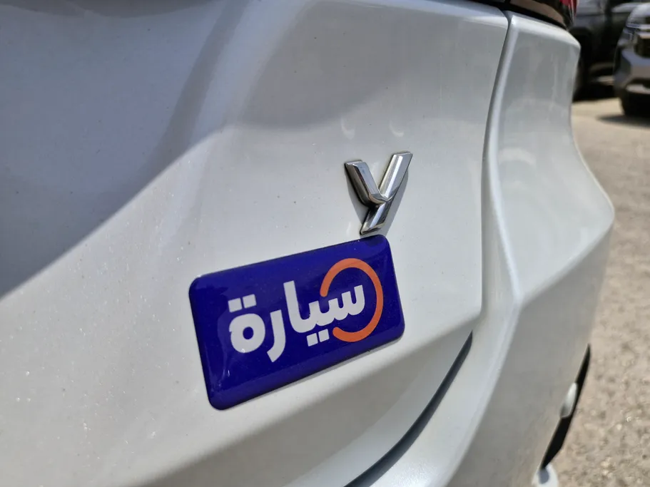 2023 Toyota Yaris  Y 