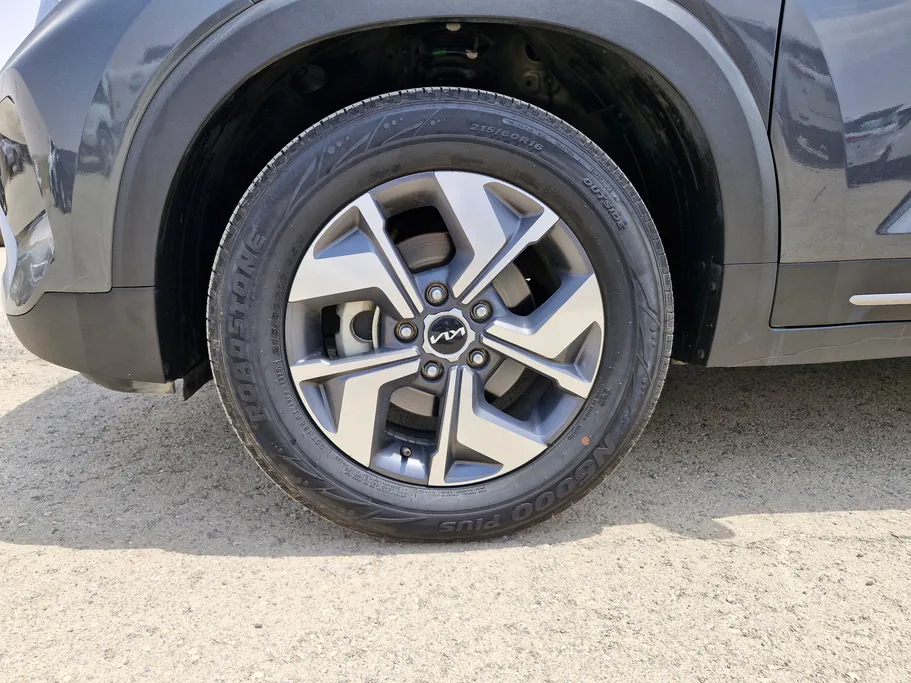 2023 Kia SONET GL 