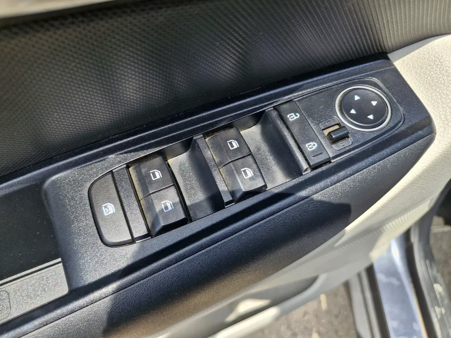 2023 Kia SONET GL 