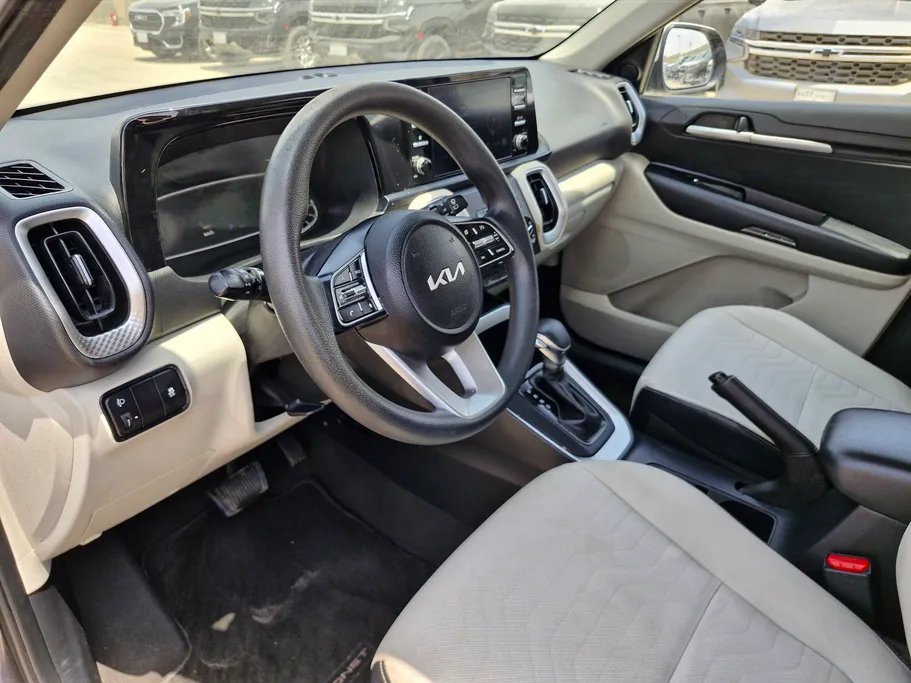 2023 Kia SONET GL 