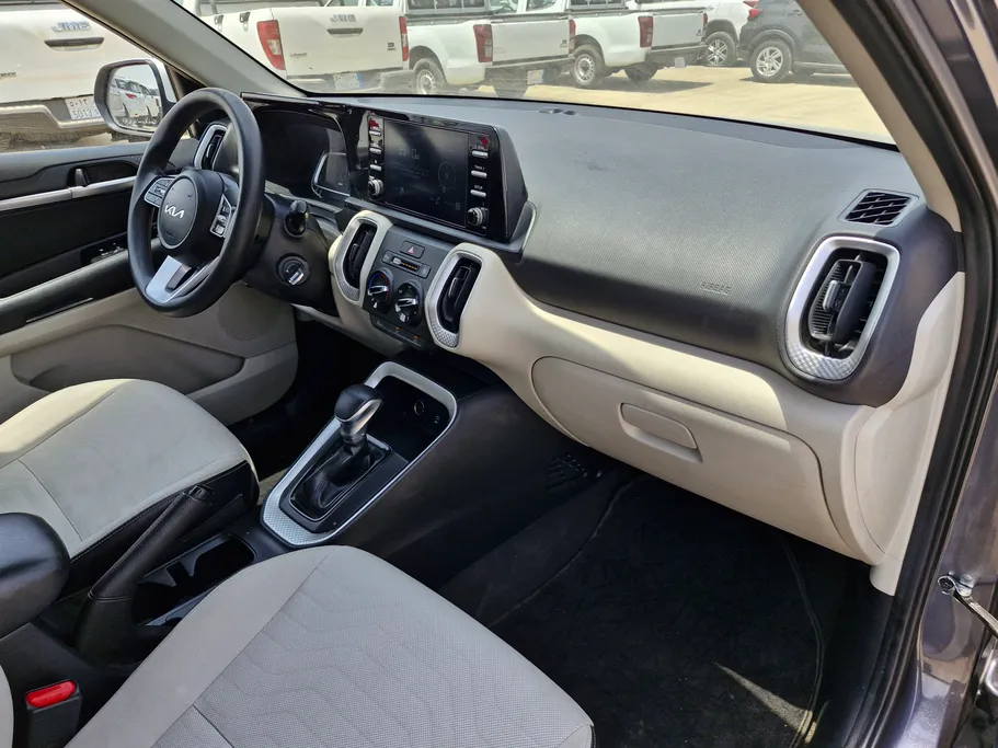 2023 Kia SONET GL 
