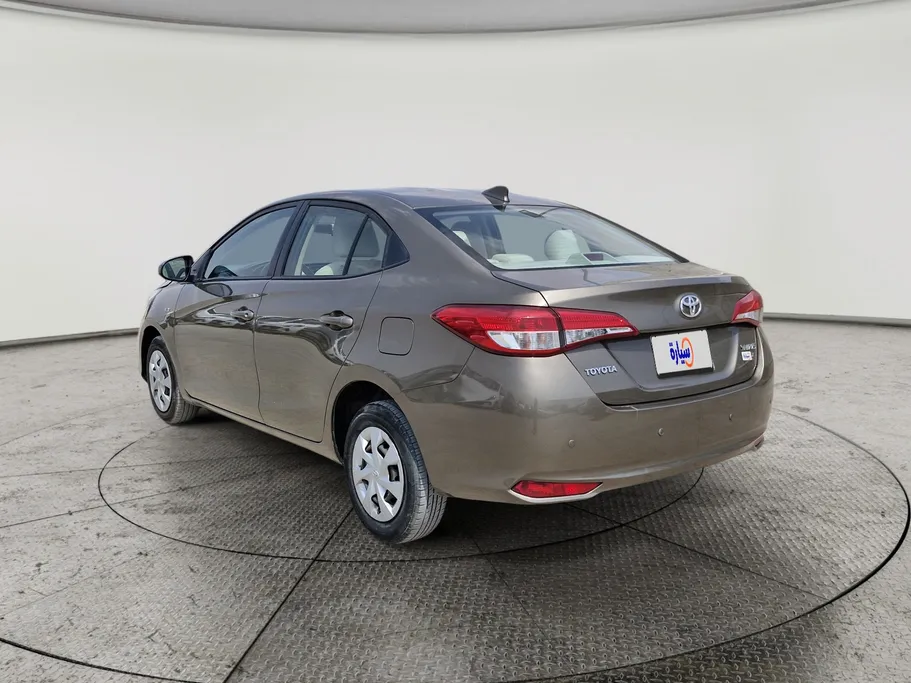 2021 Toyota Yaris  Y 