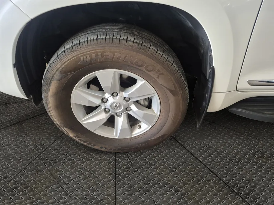 2023 Toyota Prado TXL 