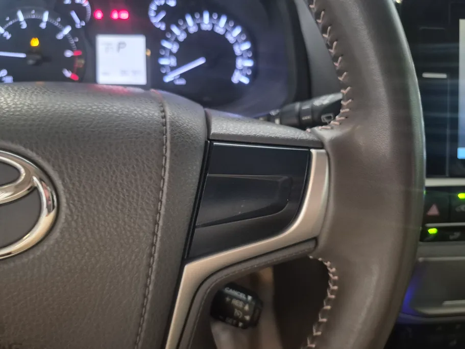 2023 Toyota Prado TXL 
