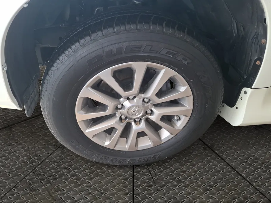 2021 Toyota Prado VX 