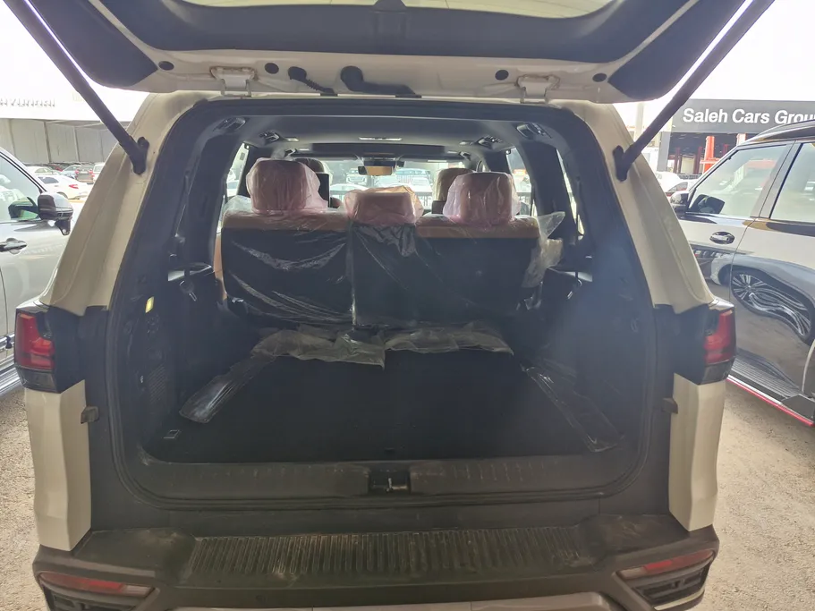لكزس LX 600 BB Elite 2024 