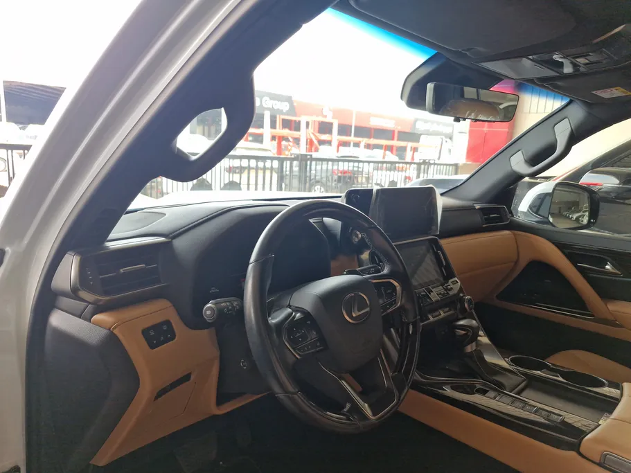 لكزس LX 600 BB Elite 2024 