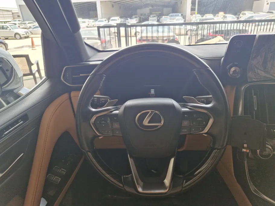 لكزس LX 600 BB Elite 2024 