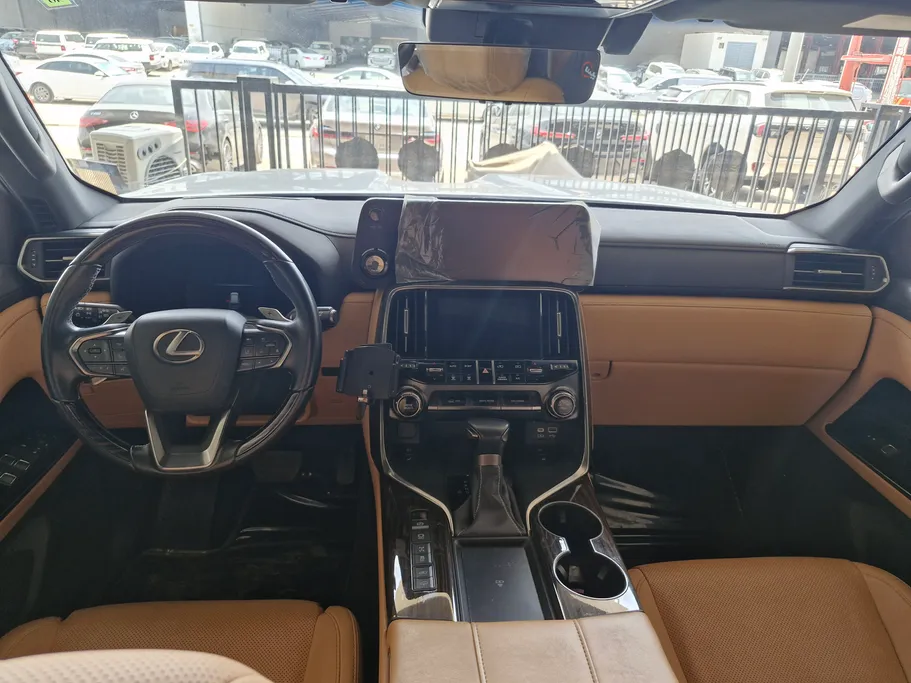 لكزس LX 600 BB Elite 2024 
