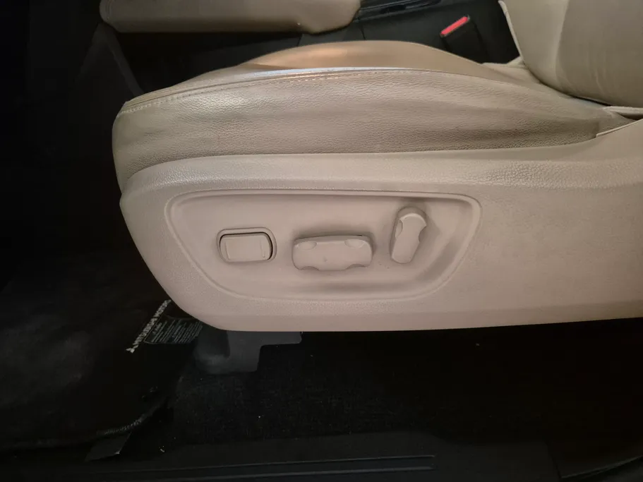 2023 Mitsubishi Montero Sport GLS-Premium 
