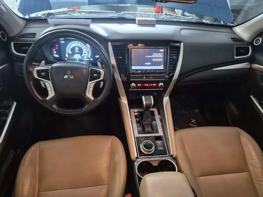 2023 Mitsubishi Montero Sport GLS-Premium 