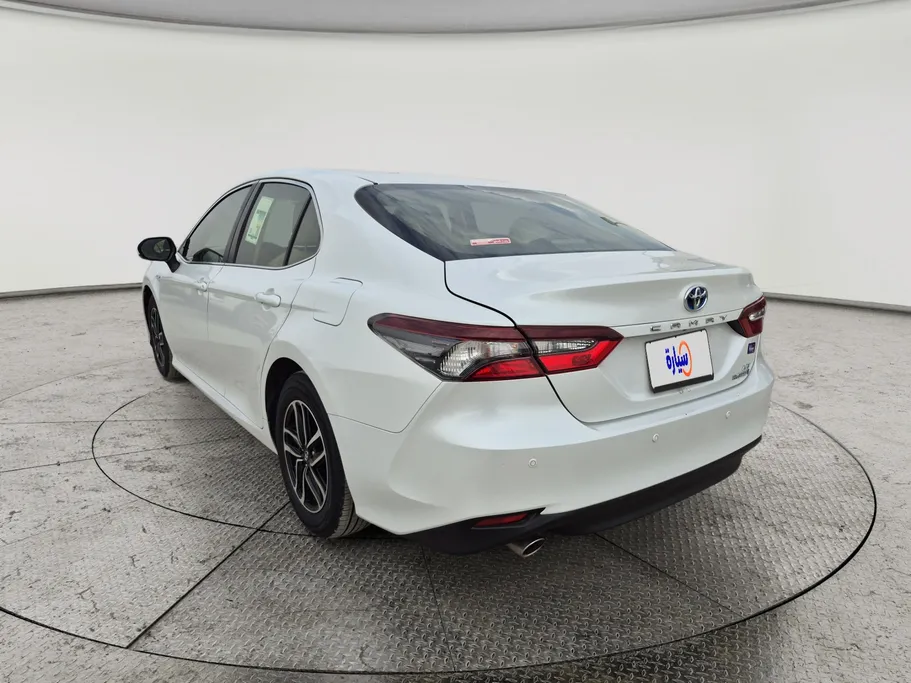 2023 تويوتا Camry  LE HEV 