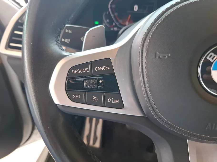 2023 BMW X Series 6 xDrive 40i 