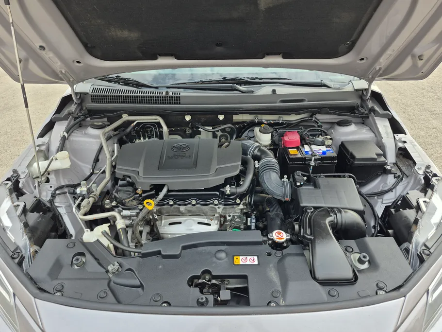 2023 Toyota Yaris  Y 
