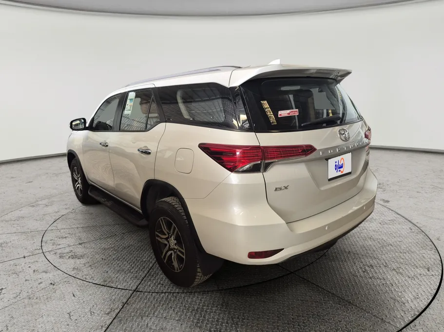 2023 Toyota Fortuner GX 