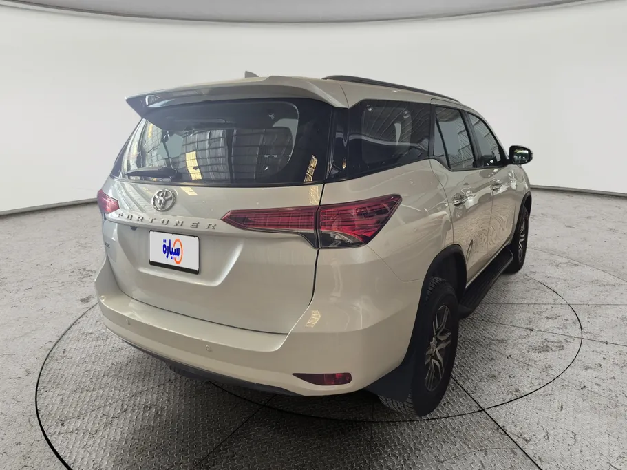 2023 Toyota Fortuner GX 