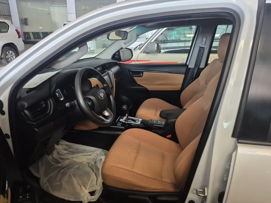 2023 Toyota Fortuner GX 