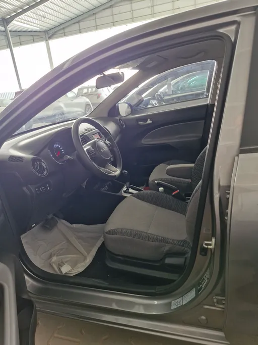 2025 Kia Pegas GL 