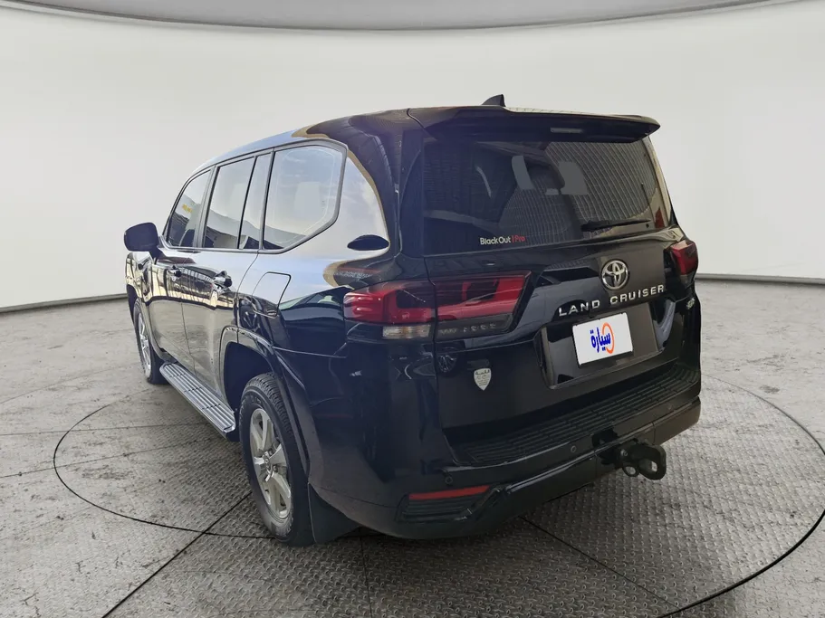 2025 Toyota Land Cruiser GXR 