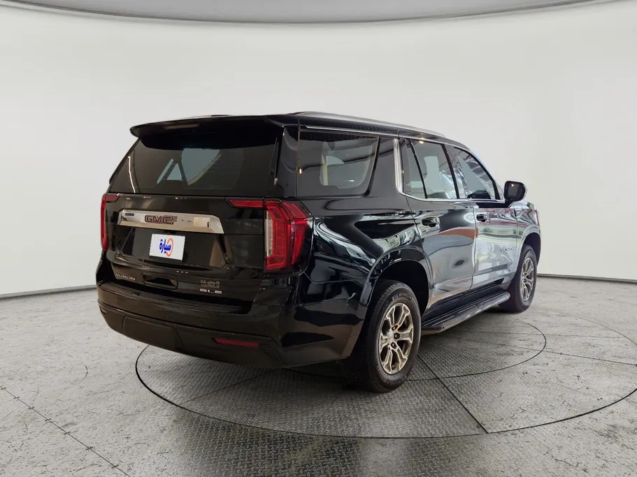 2024 GMC Yukon SLE 
