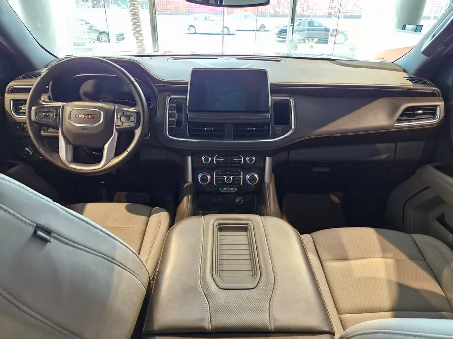 2024 GMC Yukon SLE 