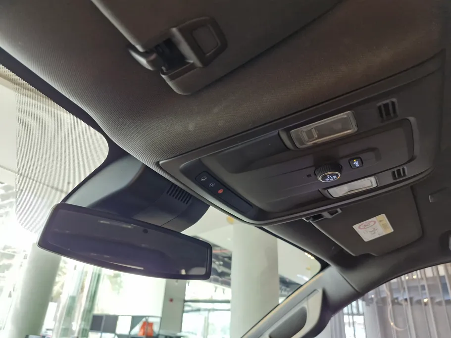 2024 GMC Yukon SLE 