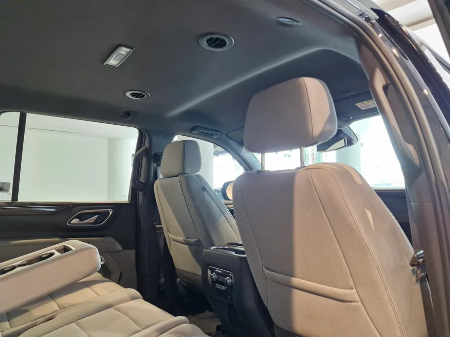 2024 GMC Yukon SLE 