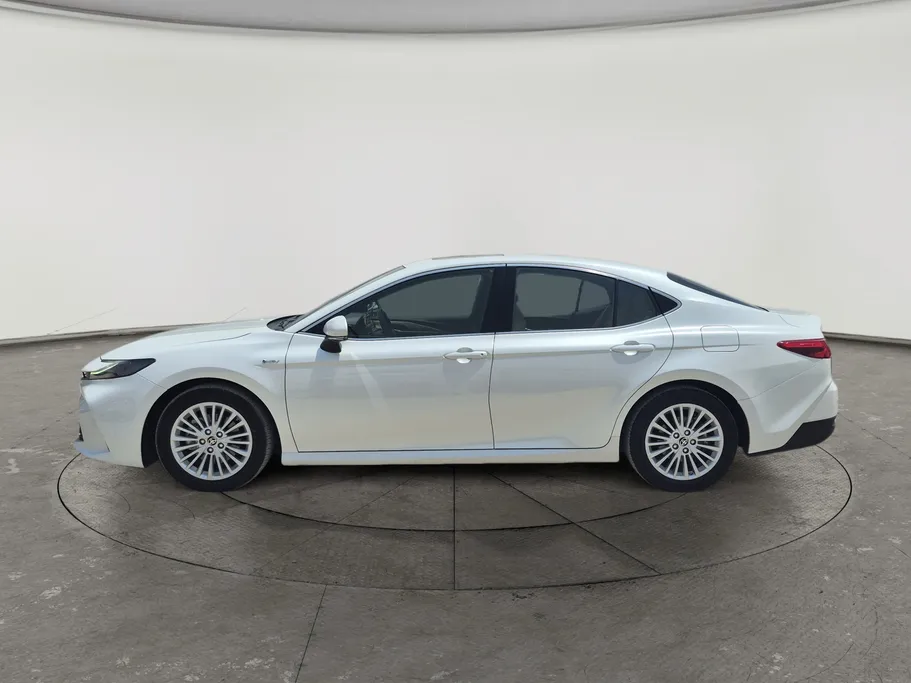 2025 Toyota Camry  E Plus HEV 