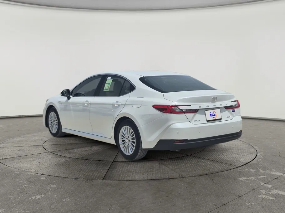 2025 Toyota Camry  E Plus HEV 
