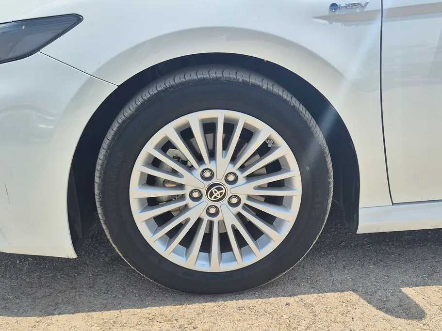 2025 Toyota Camry  E Plus HEV 