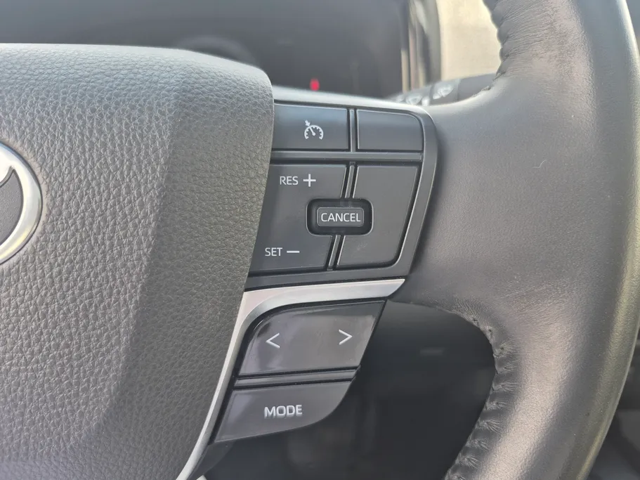 2025 Toyota Camry  E Plus HEV 