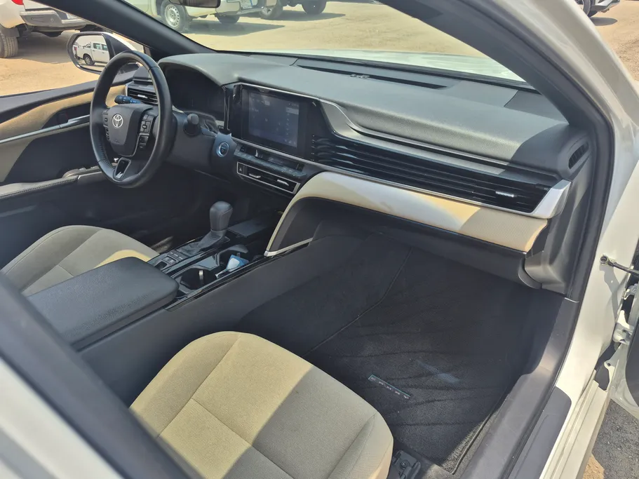 2025 Toyota Camry  E Plus HEV 