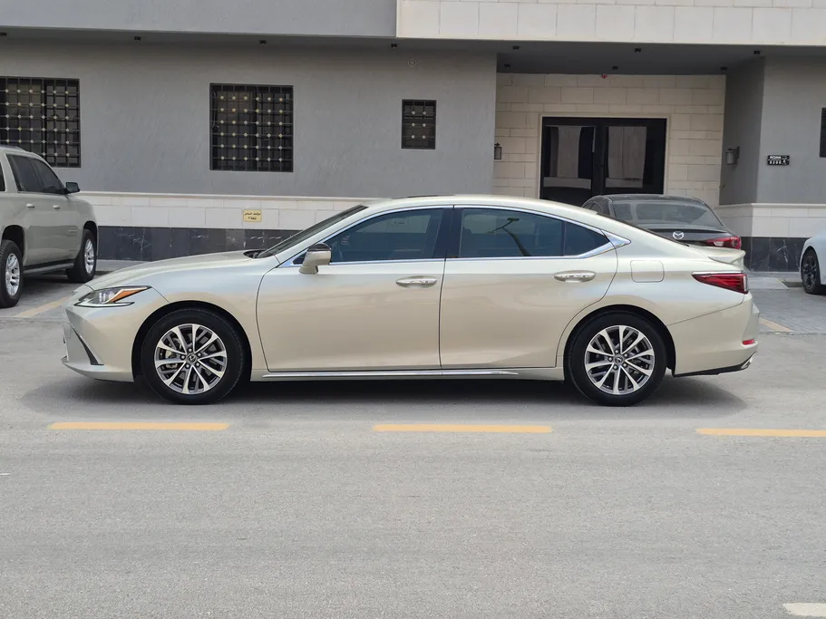 لكزس ES 350 2024 