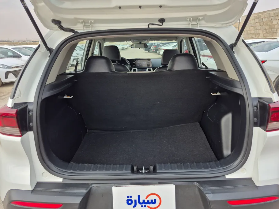 2023 Kia SONET GL 