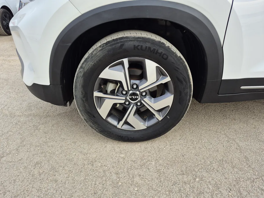 2023 Kia SONET GL 