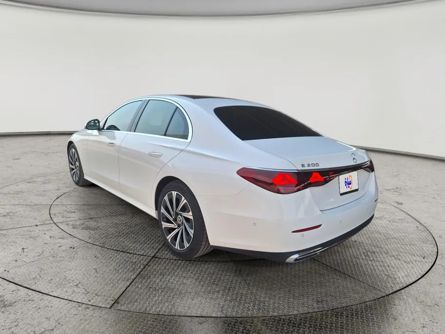 2024 Mercedes E 200 