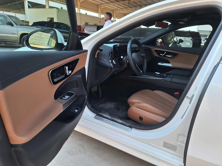 2024 Mercedes E 200 