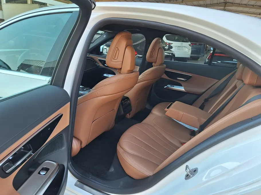 2024 Mercedes E 200 