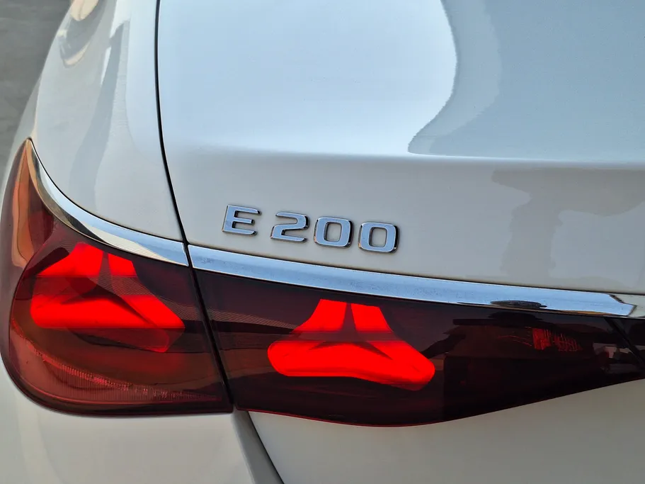 2024 Mercedes E 200 