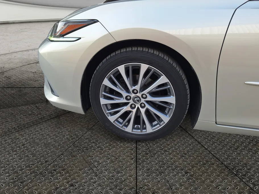 2019 Lexus ES 350 