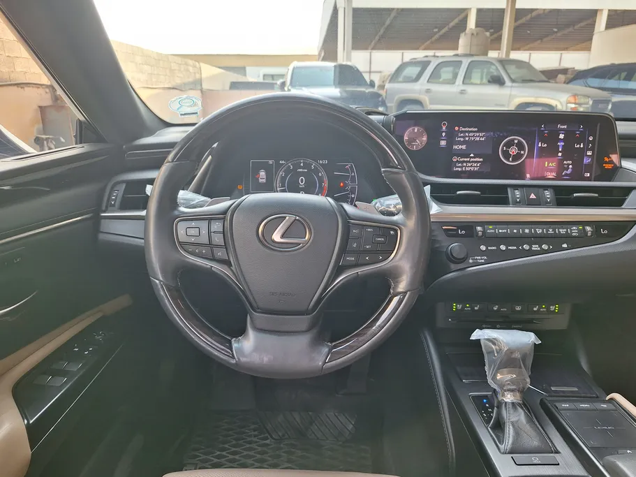 2019 Lexus ES 350 