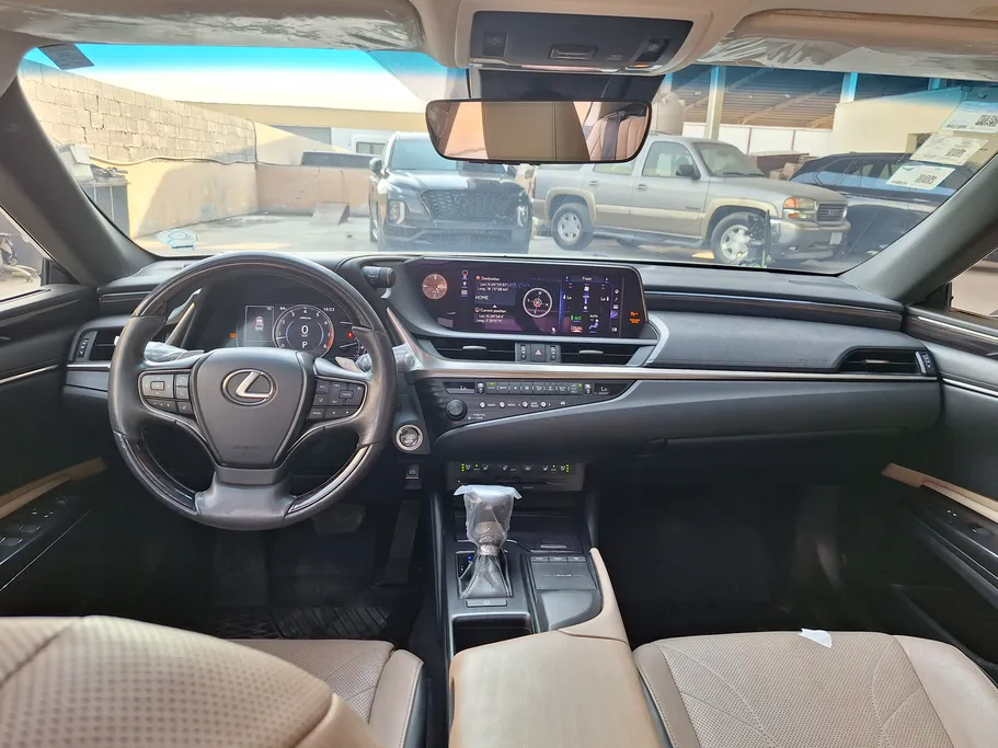 2019 Lexus ES 350 
