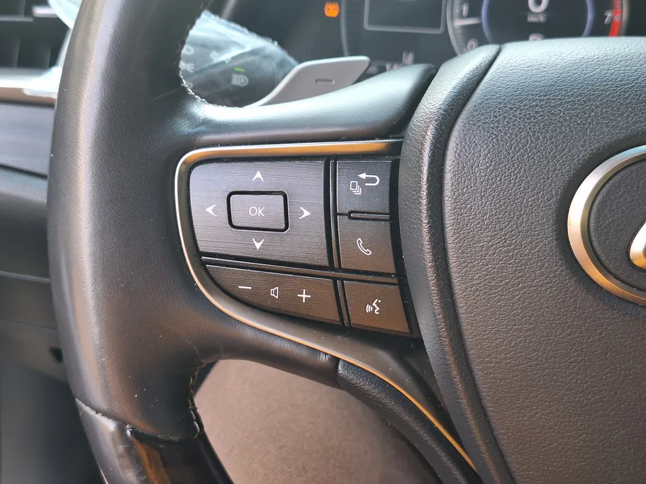 2019 Lexus ES 350 