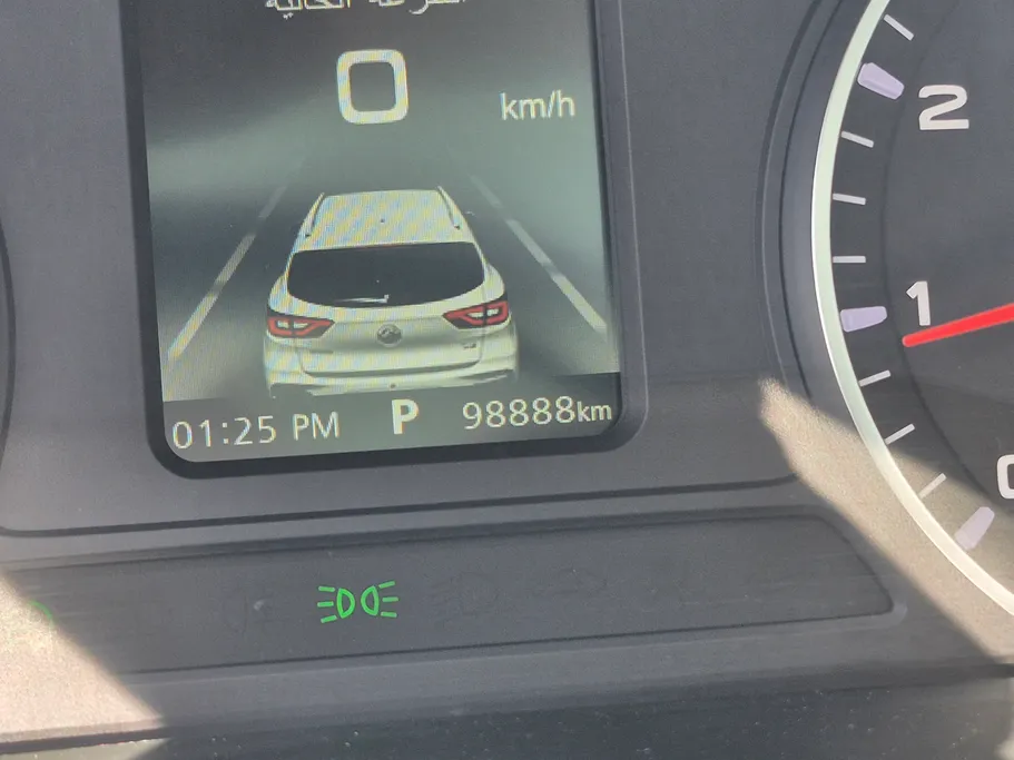 2023 MG ZS LUX 